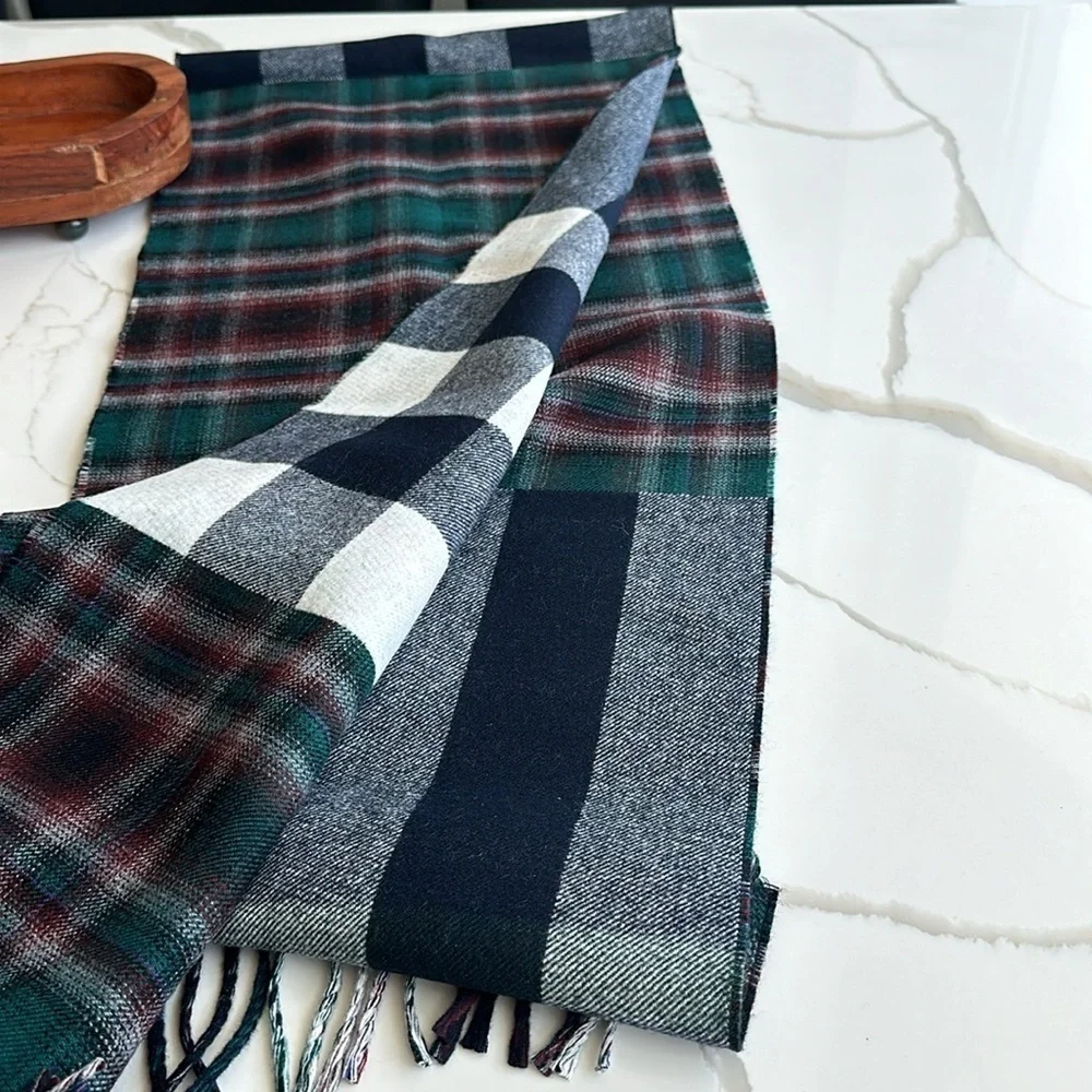 Burberry Plaid Check Wool Scart